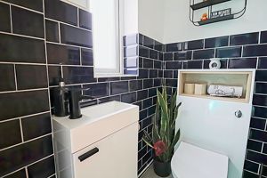 Cloakroom- click for photo gallery